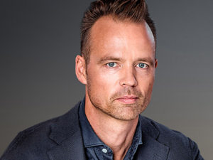 Jacob Rosenkrands - vært - ordstyrer - moderator - konferencier - e-ntertainment.dk