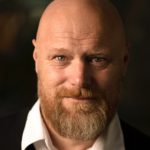 Mads Steffensen - Radio og TV vært, Konferencier - Ordstyrer - Moderator - Facilitator - - E-ntertainment.dk